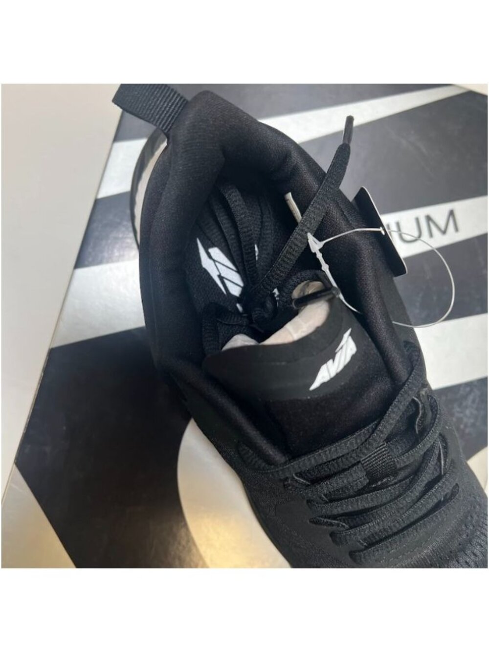Avia Run Swift Womens Lightweight Mesh Running Shoes Black/White Size 6 NEW - Picture 5 of 12